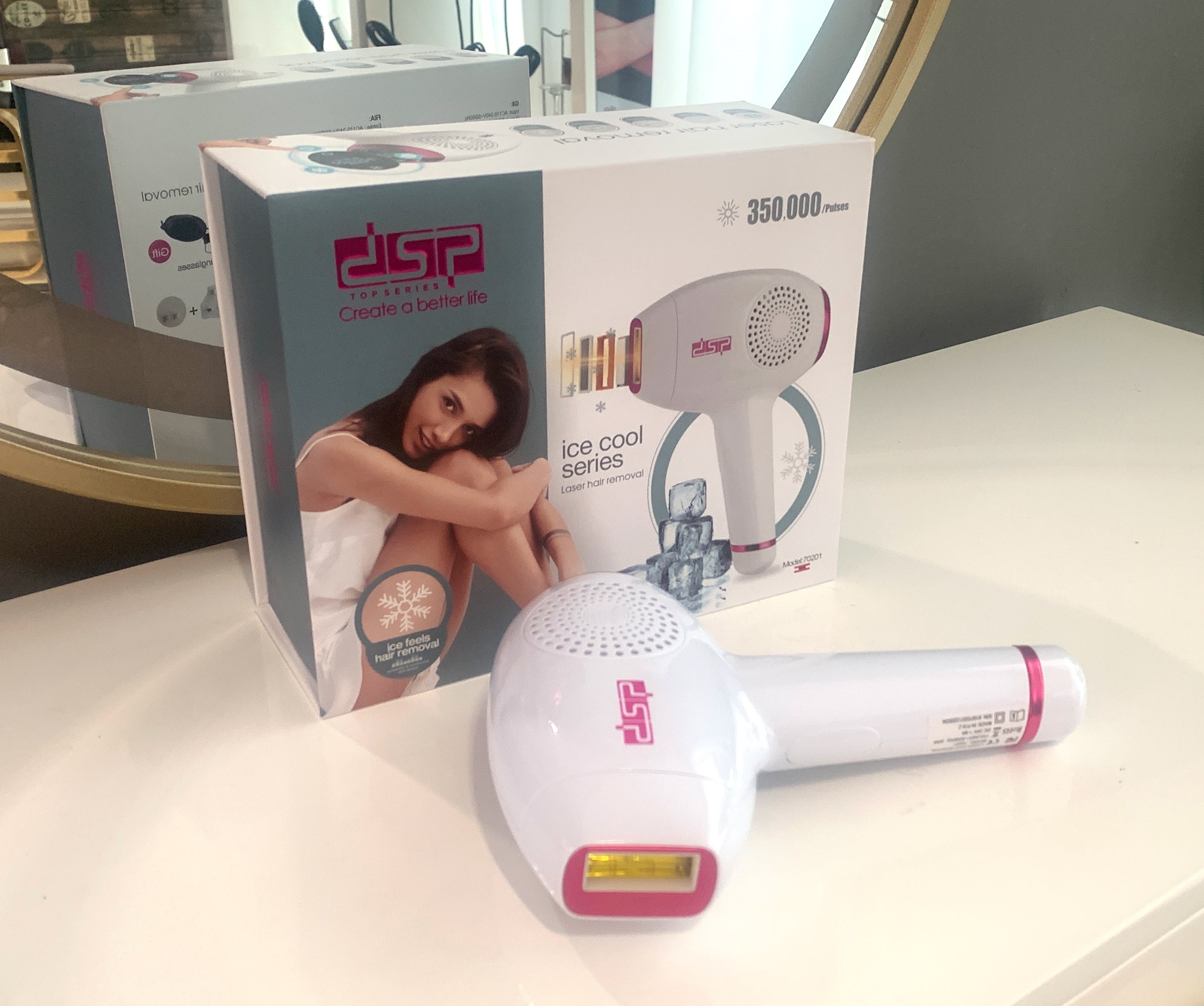 جهاز إزالة الشعر بالنبضات الضوئية DSP – 70201
